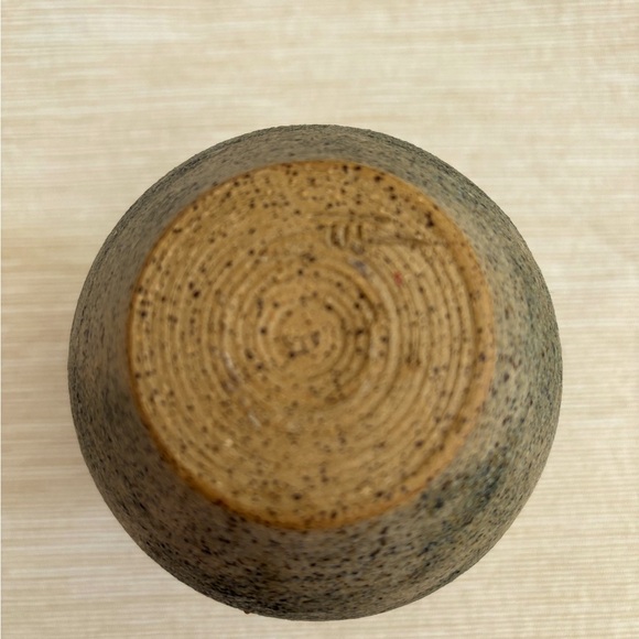 Studio Pottery vase - Picture 3 of 4